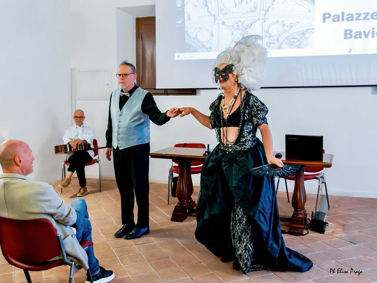 Arte come provocazione: momento 11 dell’inaugurazione alla Biennale di Senigallia